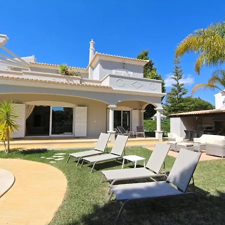 Luxury Vilamoura 4 Bedrooms Corvo Billiards Gym Great Golf Course Views Villa
