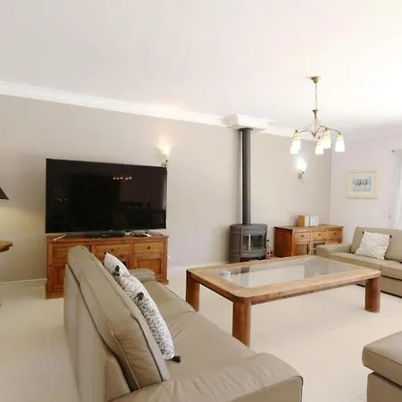 Luxury Vilamoura 4 Bedrooms Corvo Billiards Gym Great Golf Course Views Villa Quarteira