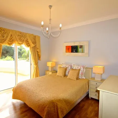 Luxury Vilamoura 4 Bedrooms Corvo Billiards Gym Great Golf Course Views * Quarteira