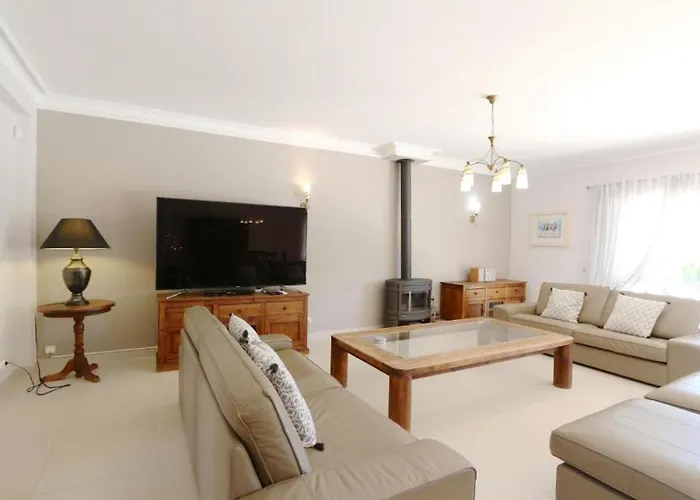 Luxury Vilamoura 4 Bedrooms Corvo Billiards Villa Quarteira
