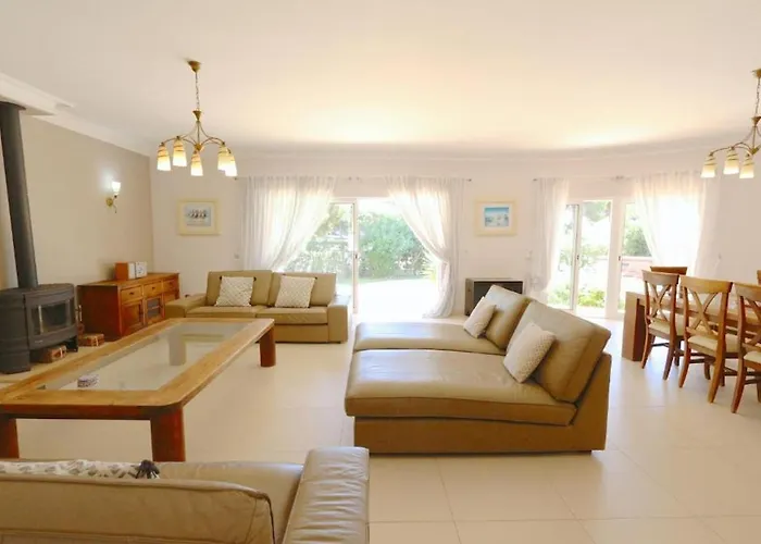 Luxury Vilamoura 4 Bedrooms Corvo Billiards Villa