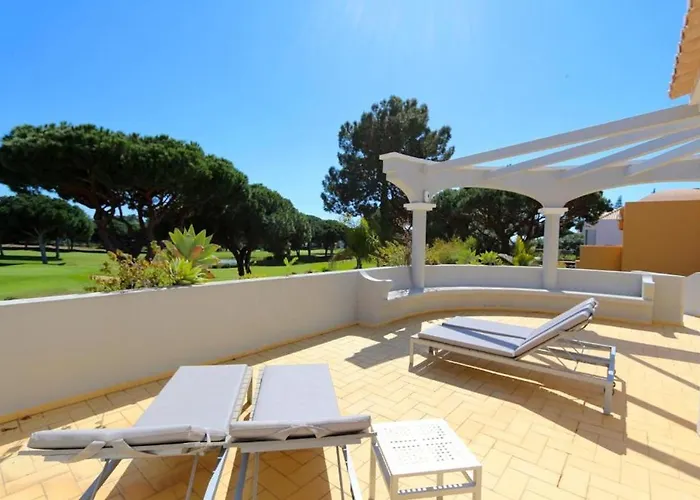 Luxury Vilamoura 4 Bedrooms Corvo Billiards Villa *