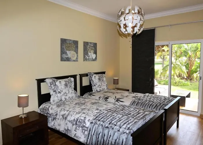 Luxury Vilamoura 4 Bedrooms Corvo Billiards Villa Quarteira